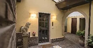 Dei Baroni Residence *